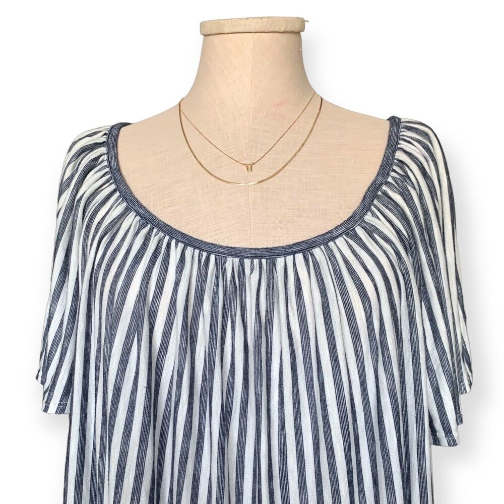 MAX STUDIO Shirred Flowy Blouse Pinstriped Off Shoulder Chic Top Soft Gray 2X - Picture 4 of 9